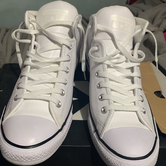 Converse Leather Sneakers - Picture 5 of 7